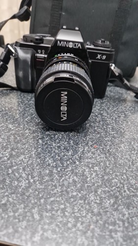 Minolta reflex a pellicola - x-9,
